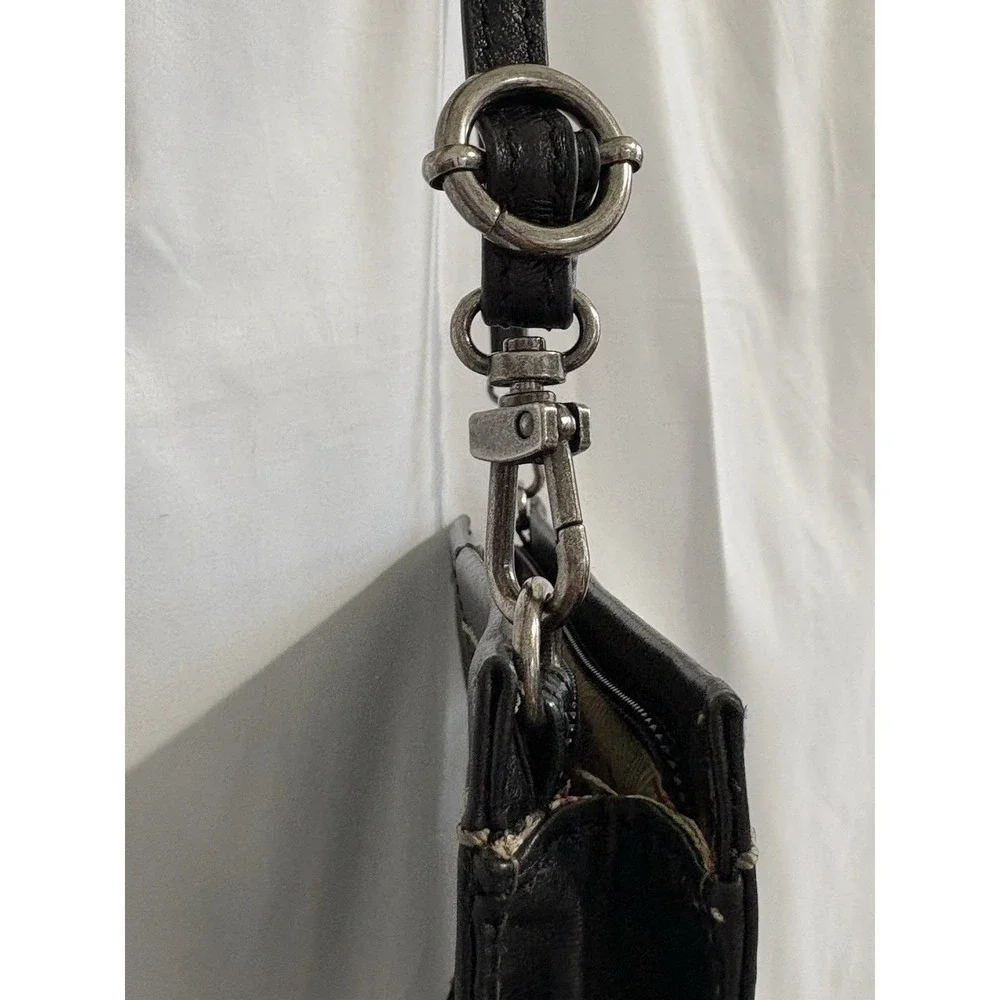 The Sak Iris Leather Three-Way-Wear Crossbody Clutch Black Pebble Leather